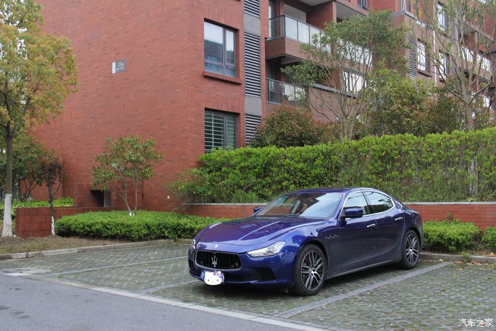 女车主提车兰博基尼,美女提车玛莎拉蒂