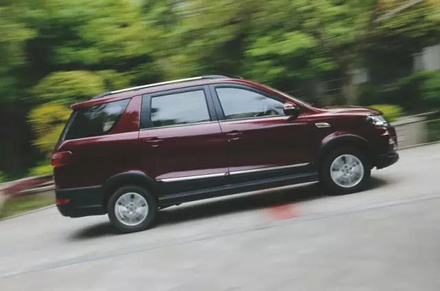 东风风光370真实试驾,东风风光370标志