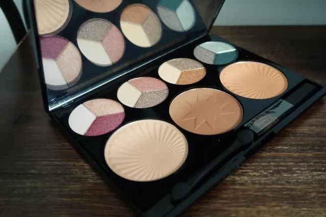 大家都发什么年终奖,都来说说你们发多少年终奖