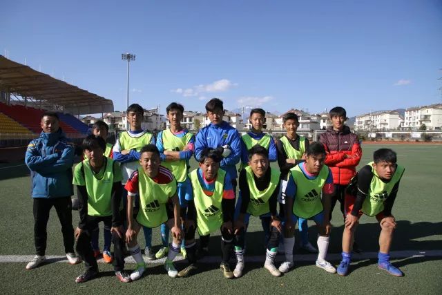 可喜可贺,丽*青江**少年足球不断崛起,又将出战多条战线!