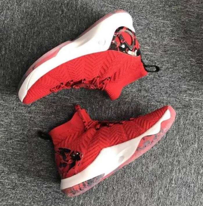 2018李宁中国大赛服,madeinchina翻译成中文