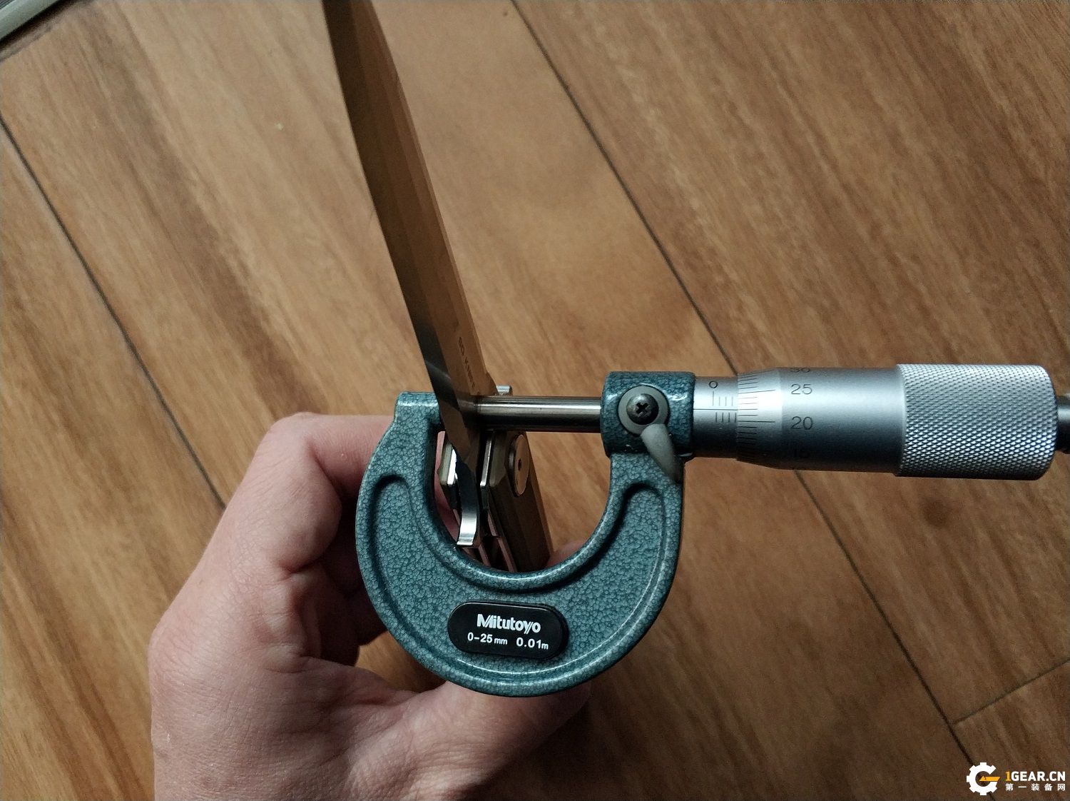 有没有一款双刃刀具，既是*刀折**，又能兼具捅刺和切削的优点呢？