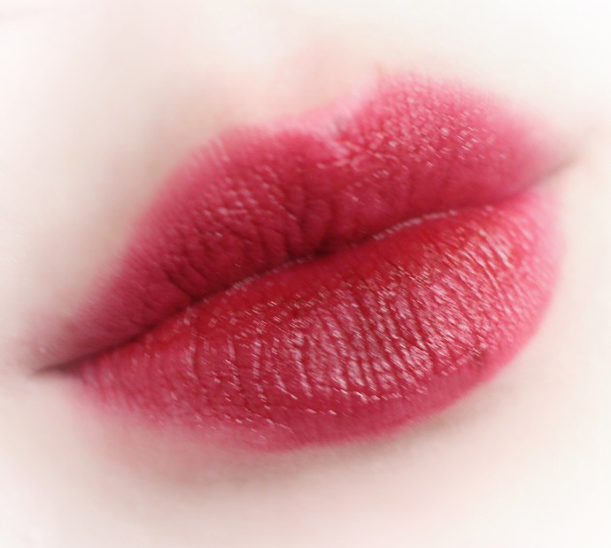 丝绒雾面哑光口红悦诗风吟,平价口红夏天悦诗风吟