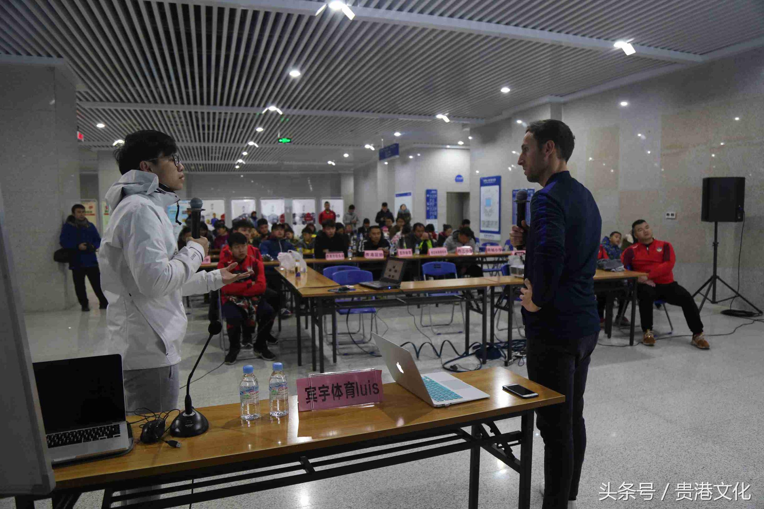 看懂足球的基础知识,认识各种球