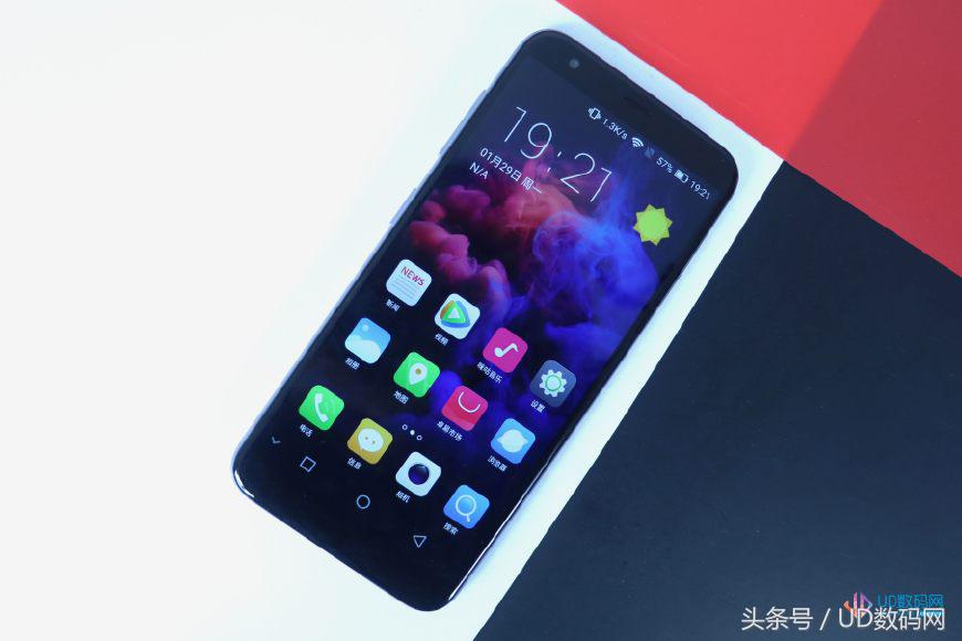 红辣椒7x尊享版拍照,千元吃鸡神器红辣椒7x隆重上市