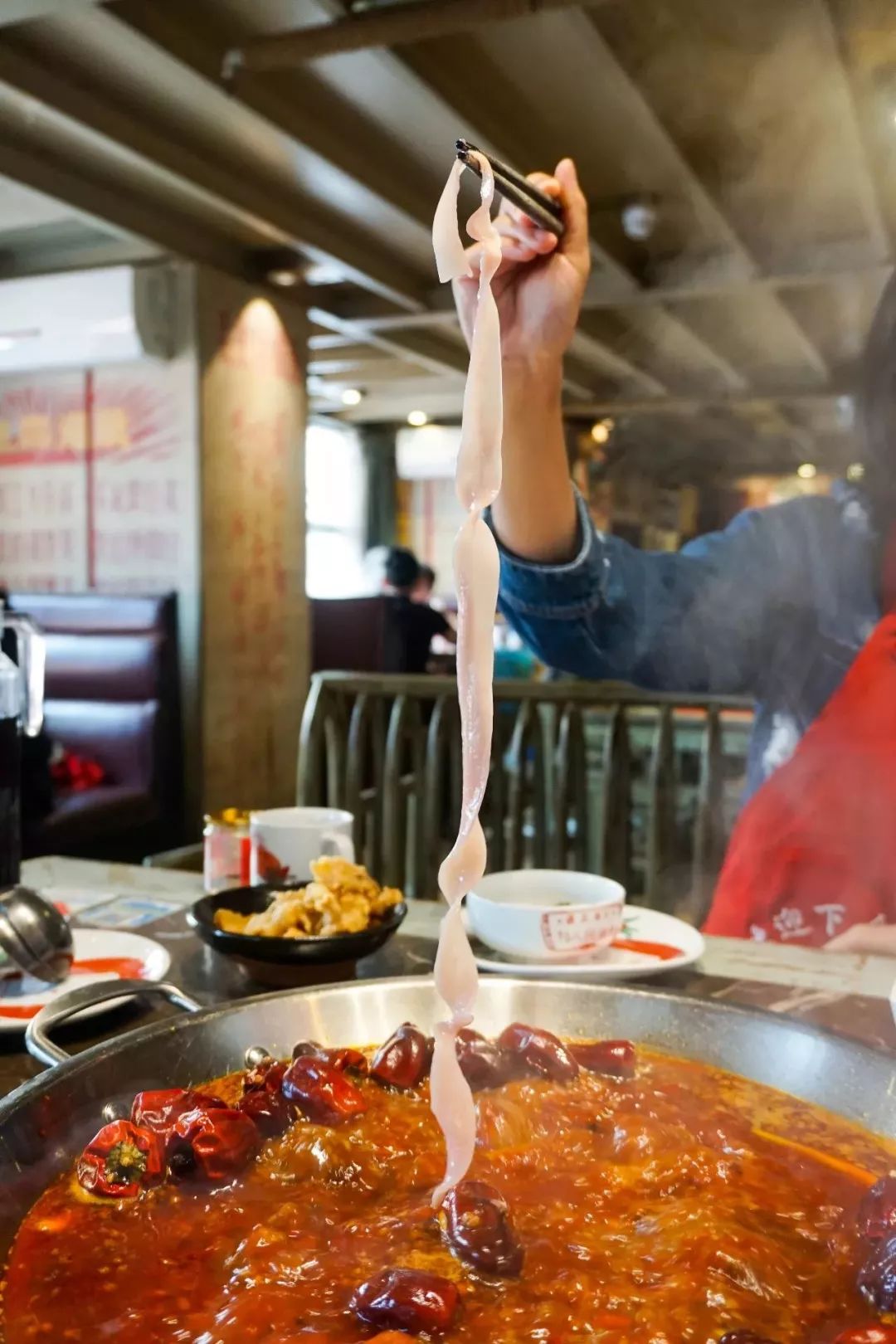 重庆火锅前十强十大必点菜,冬天重庆南山火锅推荐