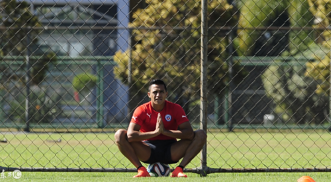 鹿晗球技到底怎么样,鹿晗的足球炫技