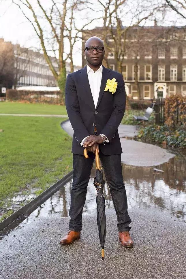 雨天皮鞋湿了怎么补救,小西装起皱什么小技巧解决