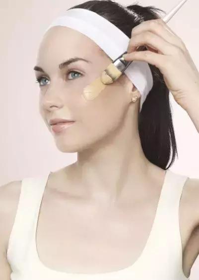 今年最火不脱妆粉底液第一名,2020最火干皮粉底排名