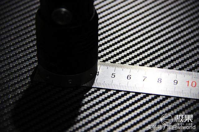 强光家用手电筒远射超亮,照明超远强光手电