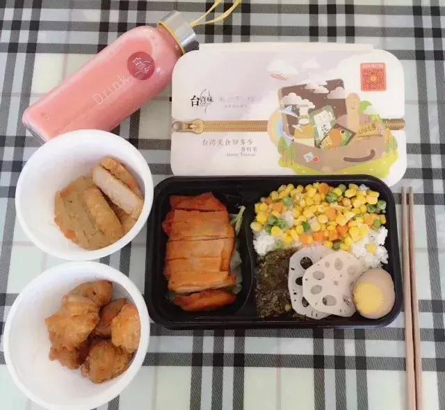 关于加盟餐饮的看法,台资味加盟费需要多少钱