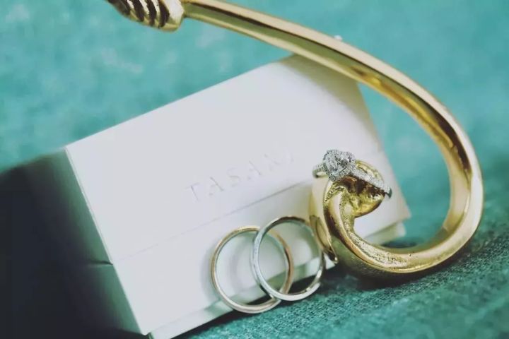 200斤新娘减肥护肤大作战，婚礼当天美成二次元少女