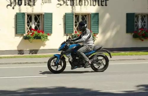 中国国宾车队最震撼的视频,中国国宾车车队