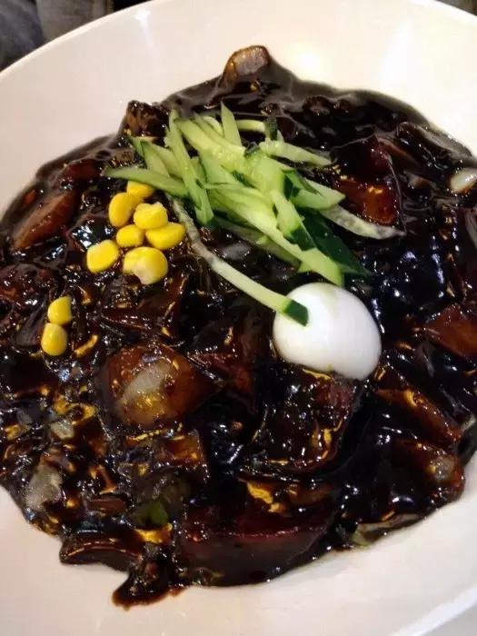 大连这些高逼格美食1张毛爷爷就搞定，约会的首选！