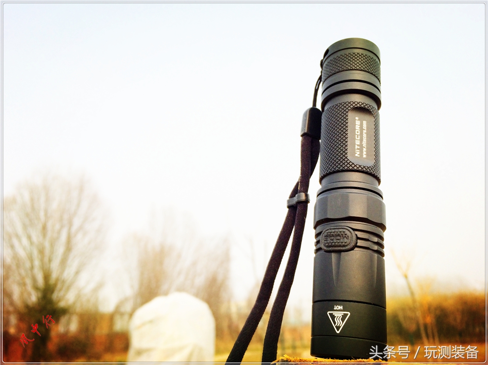 奈特科尔强光手电筒测评,nitecore奈特科尔10000流明手电筒