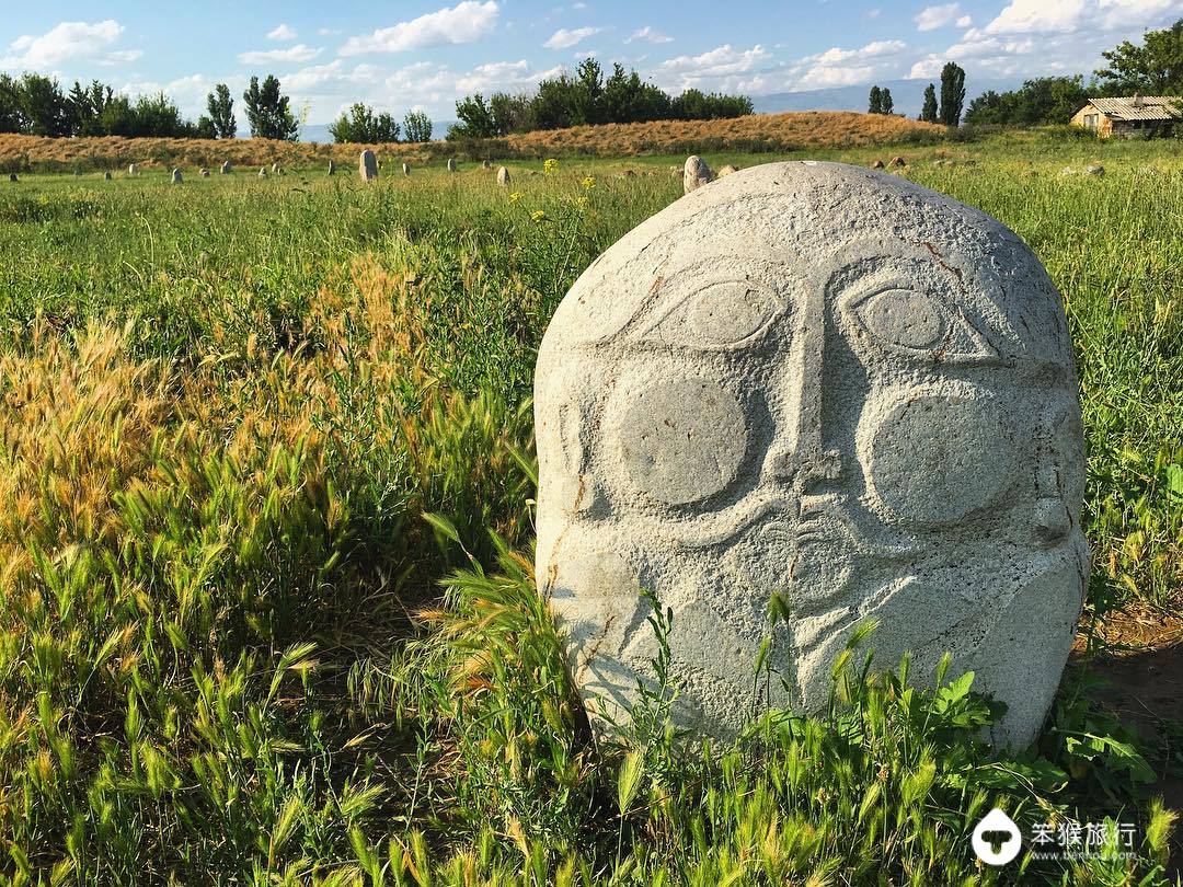 这里曾是中国领土，被誉为「中亚瑞士」，游客3天拿到电子签