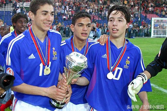 盘点足坛史上10大中场大师,足坛十大前腰中场大师