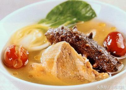 海参跟什么炖汤最好,海参的家常做法海参煲汤