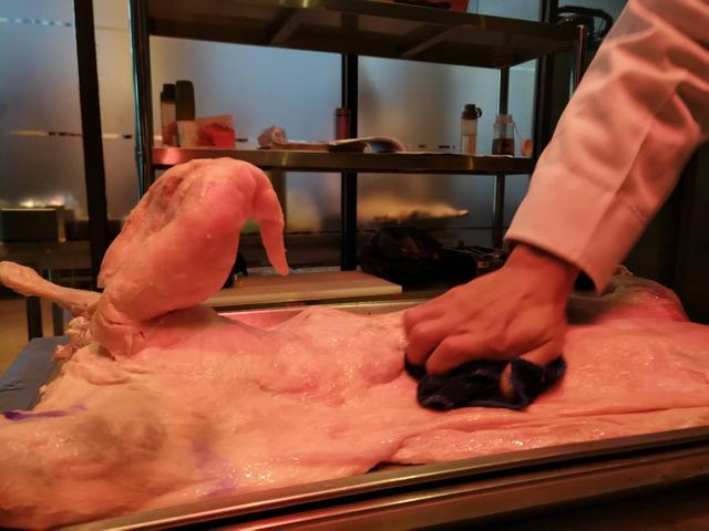 这个寒假带着孩子体验有趣的烤羊“小小厨艺师养成计划”