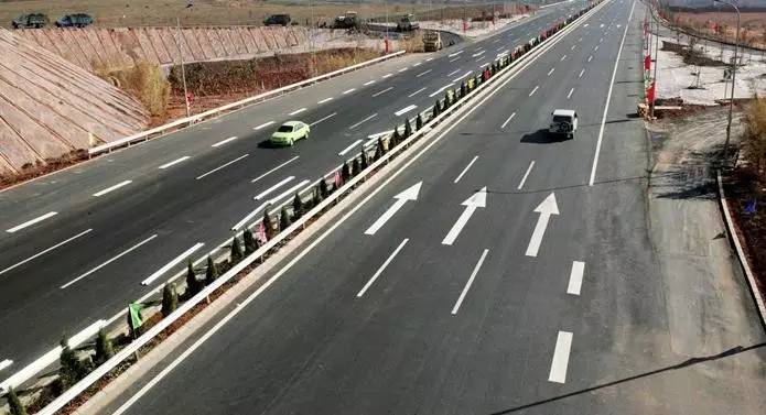 昆明到楚雄高速公路最新消息,续建昆明到宜良五条高速公路