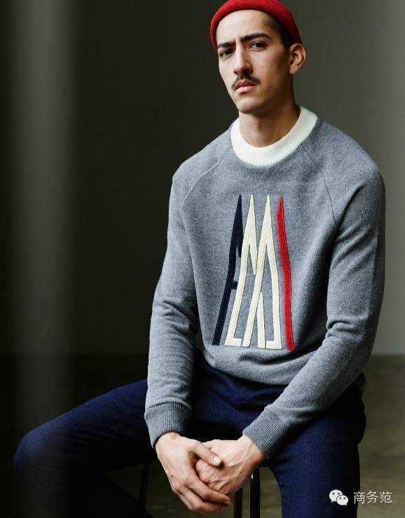 马云穿加拿大鹅牌羽绒服,马云羽绒服moncler