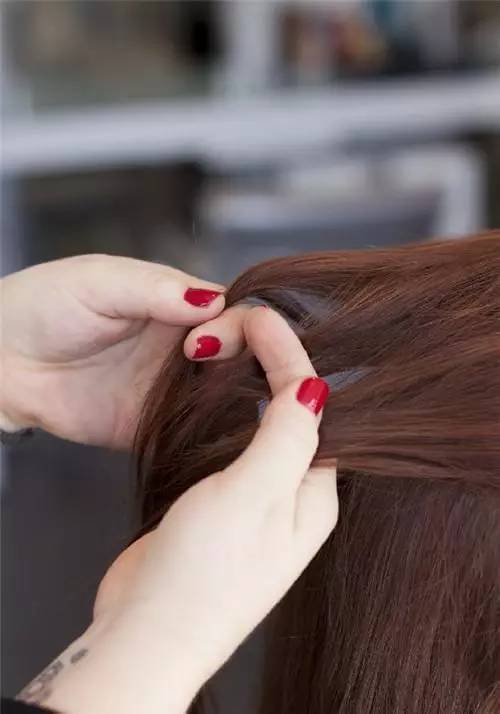 编发三股辫慢动作,编发最简单的三股