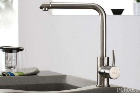 怎样选家用厨房水龙头,厨房水龙头怎么选品牌和材质