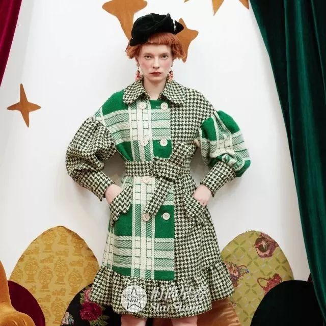 江疏影在恋爱先生里的穿搭,江疏影条纹衬衫穿搭