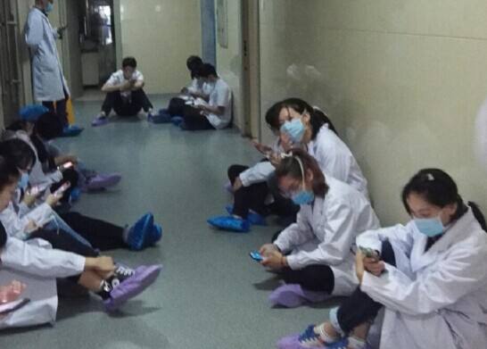 学医才知道生命脆弱,学医就见惯了生离死别