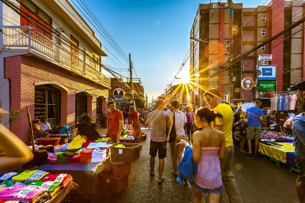 泰国清迈自由行费用多少钱一个月,泰国报团和清迈自由行哪个划算