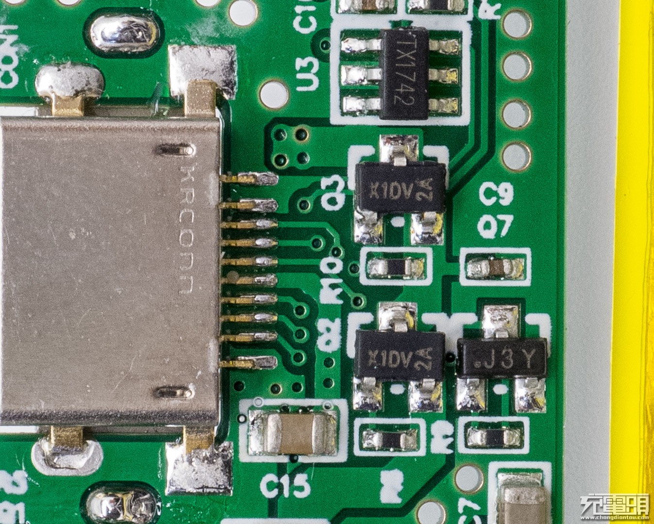 现在手机换电池麻烦,汽车换电池麻烦吗