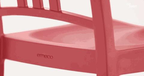 椅子丨专用回收材料制造，每卖一把少一个客户