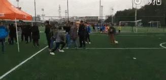 青少年足球赛爆发冲突,少年足球比赛发生冲突