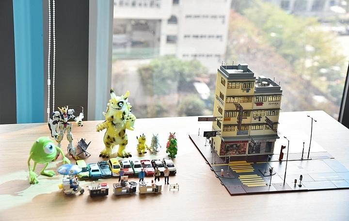 把香港带回家!TINY微影Bd7「香港传统公寓街景」模型开箱制作!