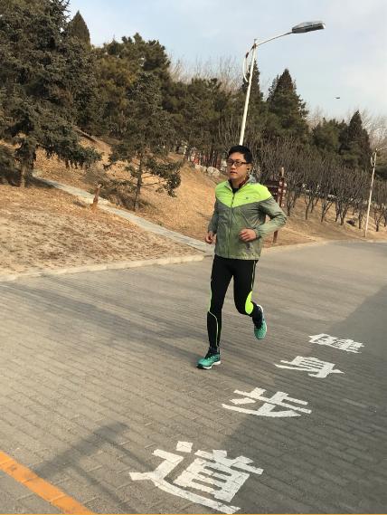 特步动力巢测评属于什么跑鞋,特步动力巢和乔丹风行10