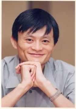 马云和王健林的成功经历,44岁负债起家创造千亿商业帝国