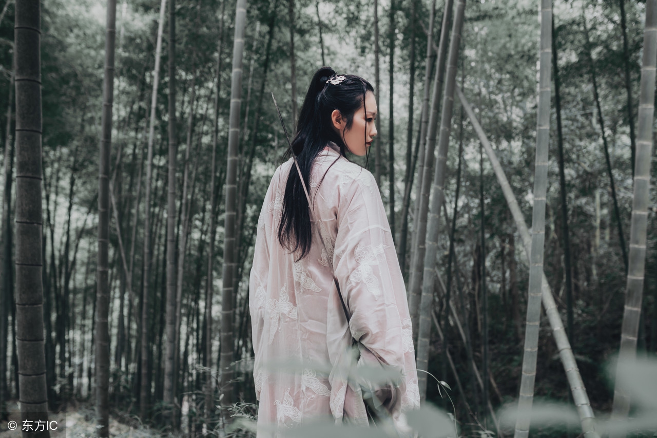 金庸小说张无忌性格,金庸张无忌最喜欢谁