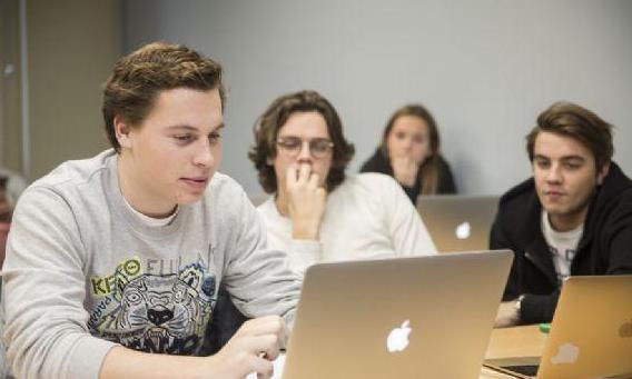 美国本科有什么优缺点,美国本科学费价格表