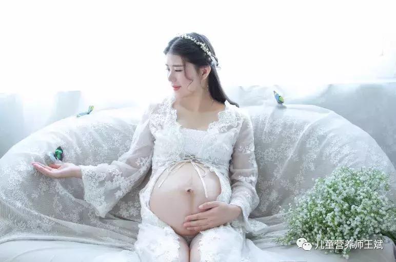 想要顺利分娩快来看看这些招数,孕晚期吃什么顺产比较快