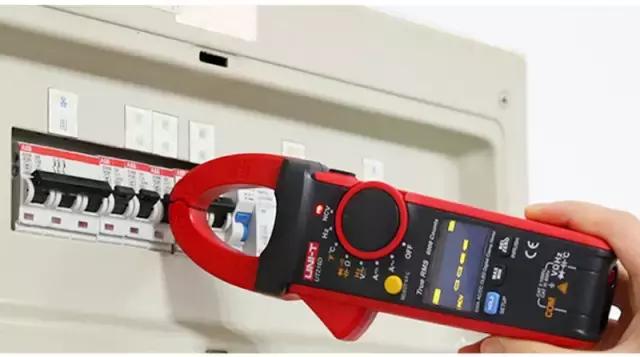 数字钳形表测量24v怎么用,数字钳形表怎么测功率