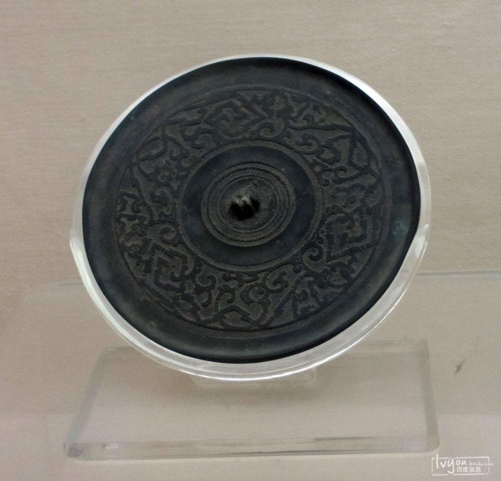 摆地摊卖的古董是真的吗,地摊上买的假古董专家鉴定是真的