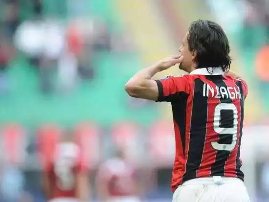 天下足球最催人泪下的文案,天下足球催泪文案大罗