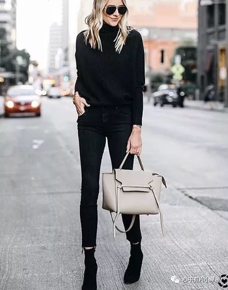 是时候买一个Celine包包了！