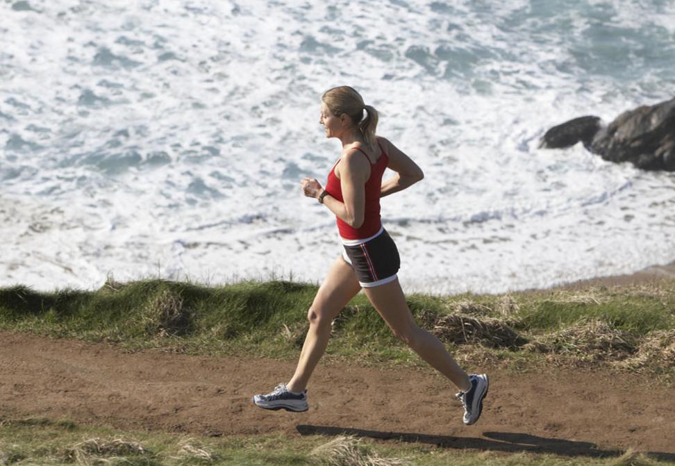 跑步时骨头痛腿痛怎么办,如何缓解跑步后腿疼