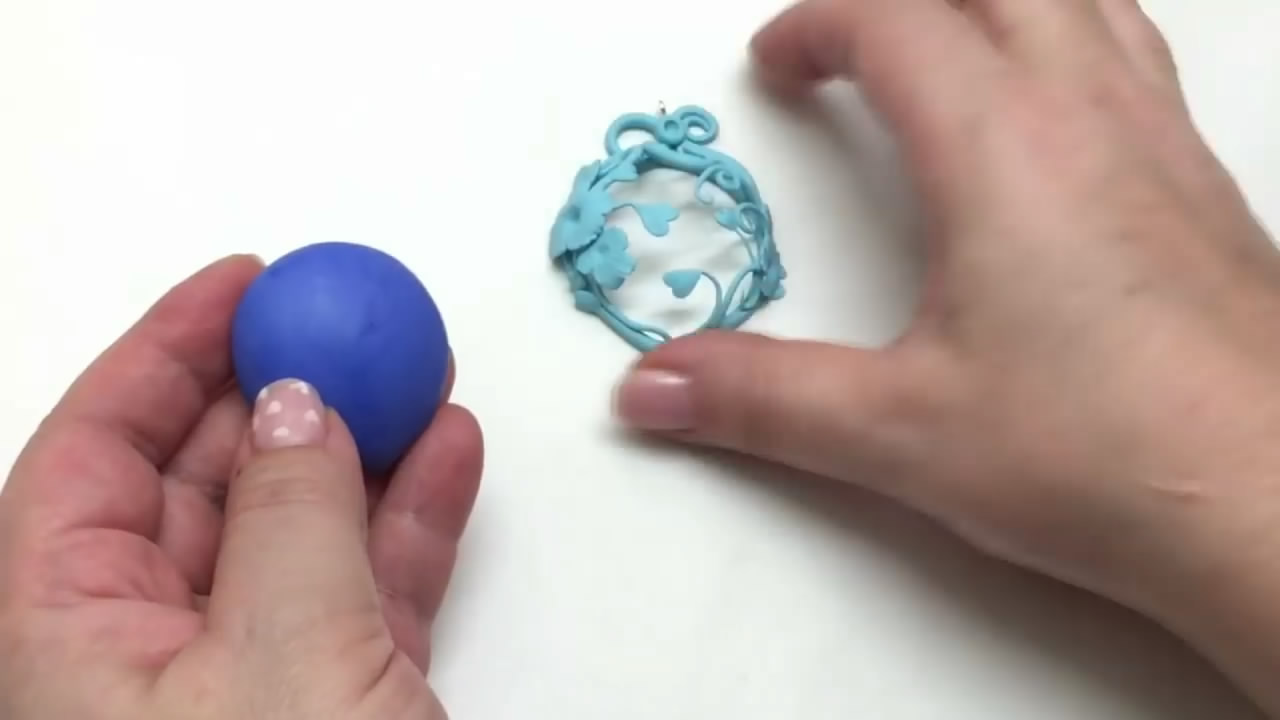 diy手工制作钥匙链教程,用粘土制作可爱的钥匙链