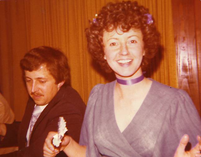 妈妈年轻的时候就是那么的勇敢,你还知道妈妈年轻时的样子吗