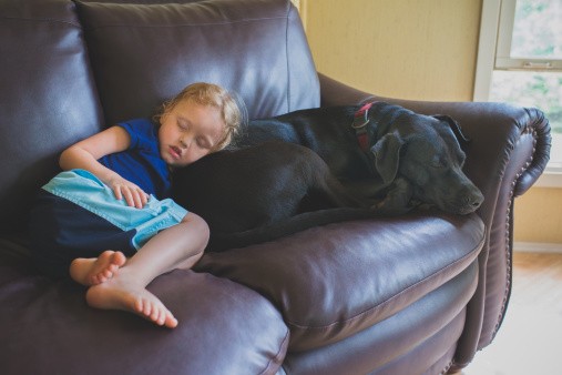 蹲厕所2分钟脊椎痛直不起身子,蹲厕所不要超三分钟