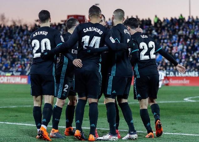 德赫亚神级扑救曼联对阵热刺,欧冠国际米兰对曼城直播