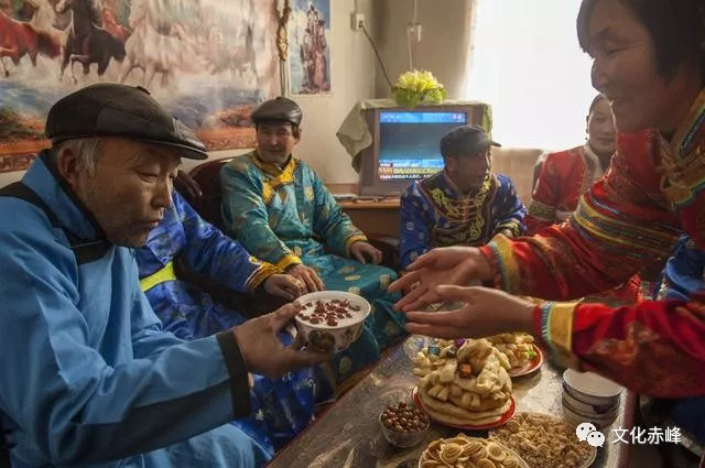 蒙古族习俗查干萨日,蒙古族查干萨日怎么过