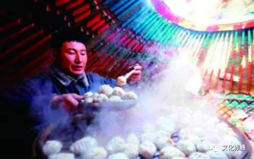 蒙古族习俗查干萨日,蒙古族查干萨日怎么过